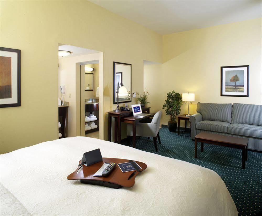 Hampton Inn & Suites Clearwater St Petersburg Ulmerton Road Fl Quarto foto
